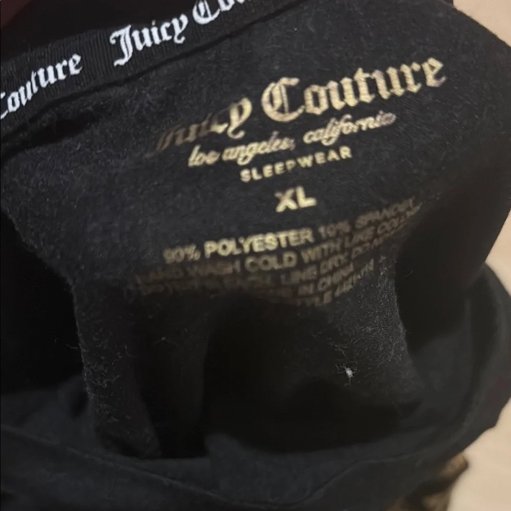 Juicy Couture Black T-Shirt with Gold Logo - Picture 4 of 4